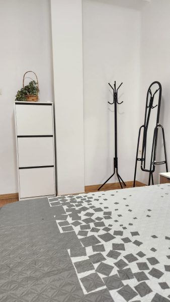 ¡Descubre tu nuevo hogar en Valencia! HABITACIÓN MUY GRANDE PRACTICAMENTE A ESTRENAR