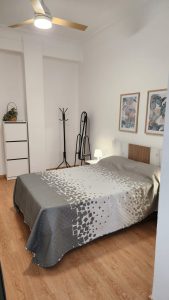 ¡Descubre tu nuevo hogar en Valencia! HABITACIÓN MUY GRANDE PRACTICAMENTE A ESTRENAR