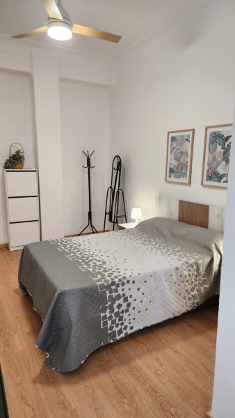 ¡Descubre tu nuevo hogar en Valencia! HABITACIÓN MUY GRANDE PRACTICAMENTE A ESTRENAR