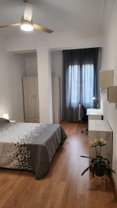 ¡Descubre tu nuevo hogar en Valencia! HABITACIÓN MUY GRANDE PRACTICAMENTE A ESTRENAR