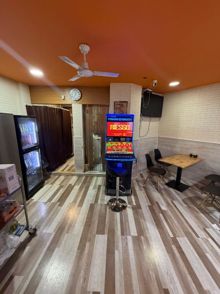 OPORTUNIDAD DE INVERSIÓN – BAR RESTAURANTE EMBLEMÁTICO JUNTO A PLAZA XÚQUER